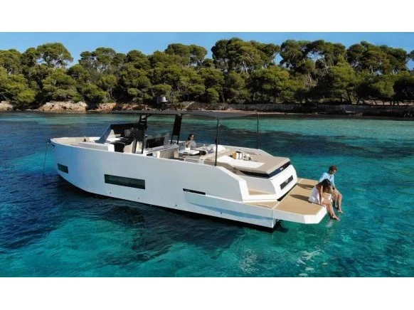 Yacht 6302231020000105042