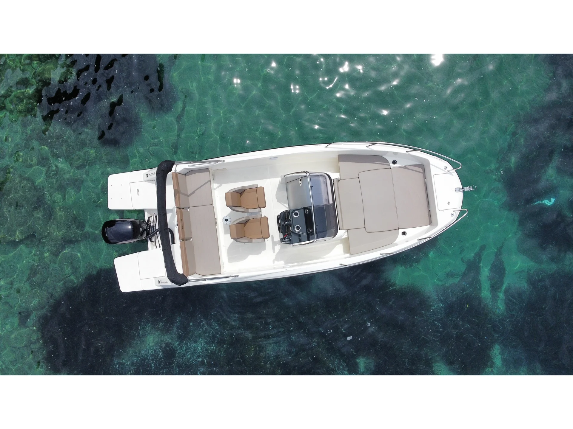 Quicksilver Activ 675 Open